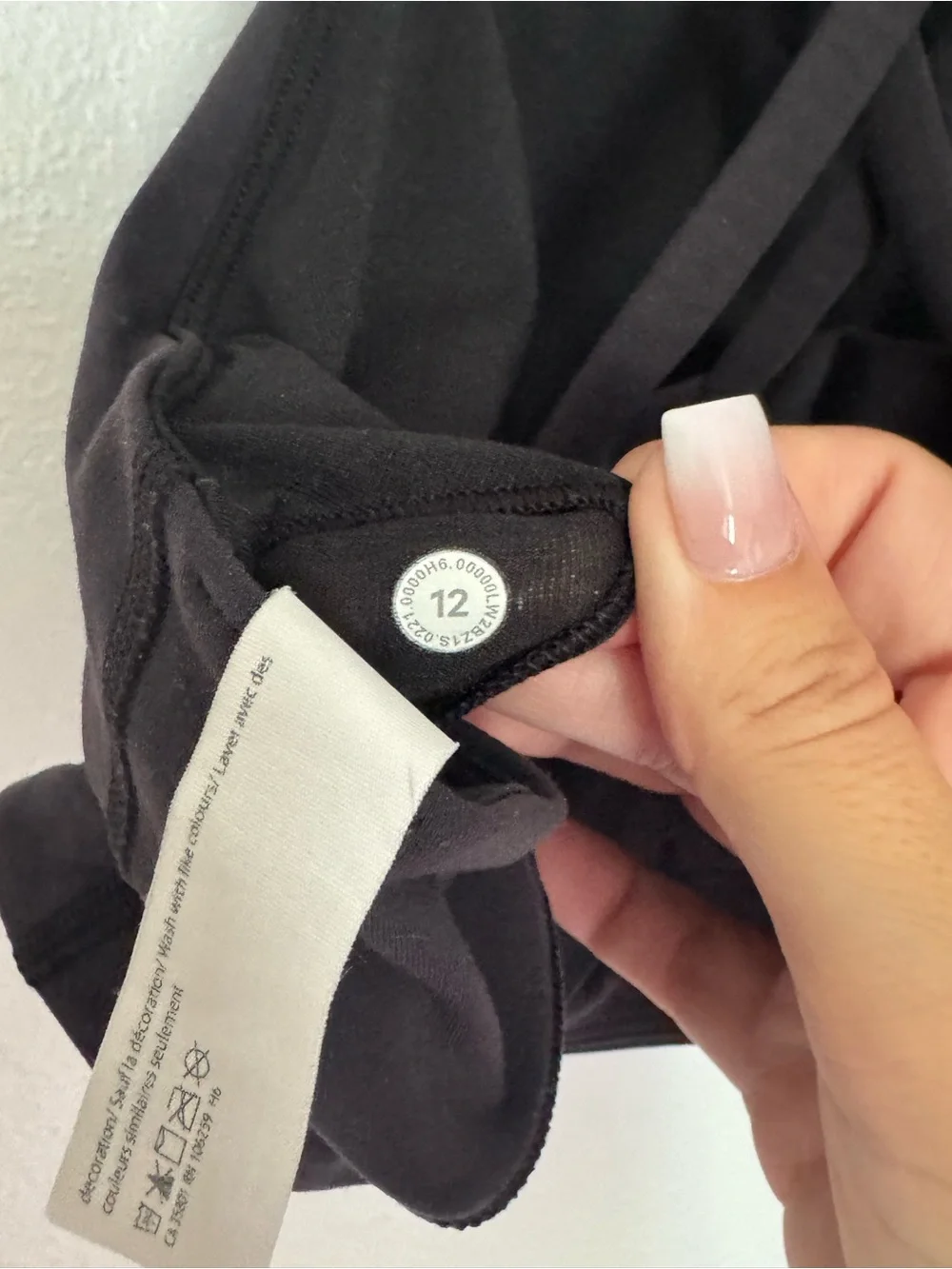lululemon athletica Strappy High-Neck Sports Bra — Black & Light Blue
